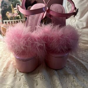 Sugar Thrillz  Pink Fluffy Platform Sandals